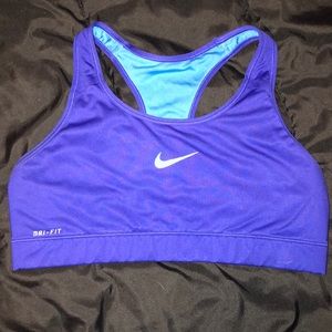 Sports bra